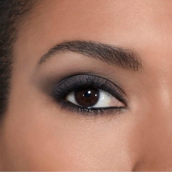 Chanel Les Beiges Healthy Glow Natural Eyeshadow Palette MEDIUM Brown Black - Picture 10 of 11